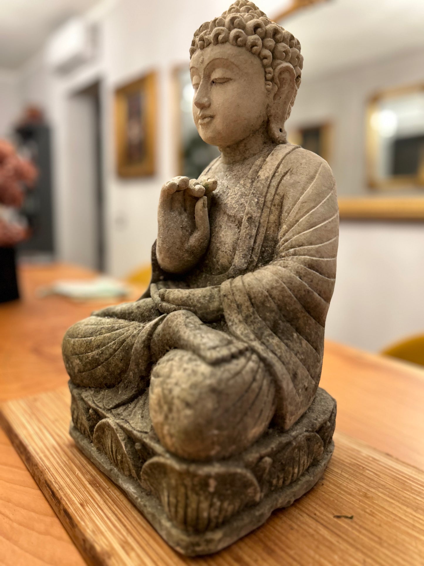 BUDDHA antico in pietra in meditazione H43cm B26