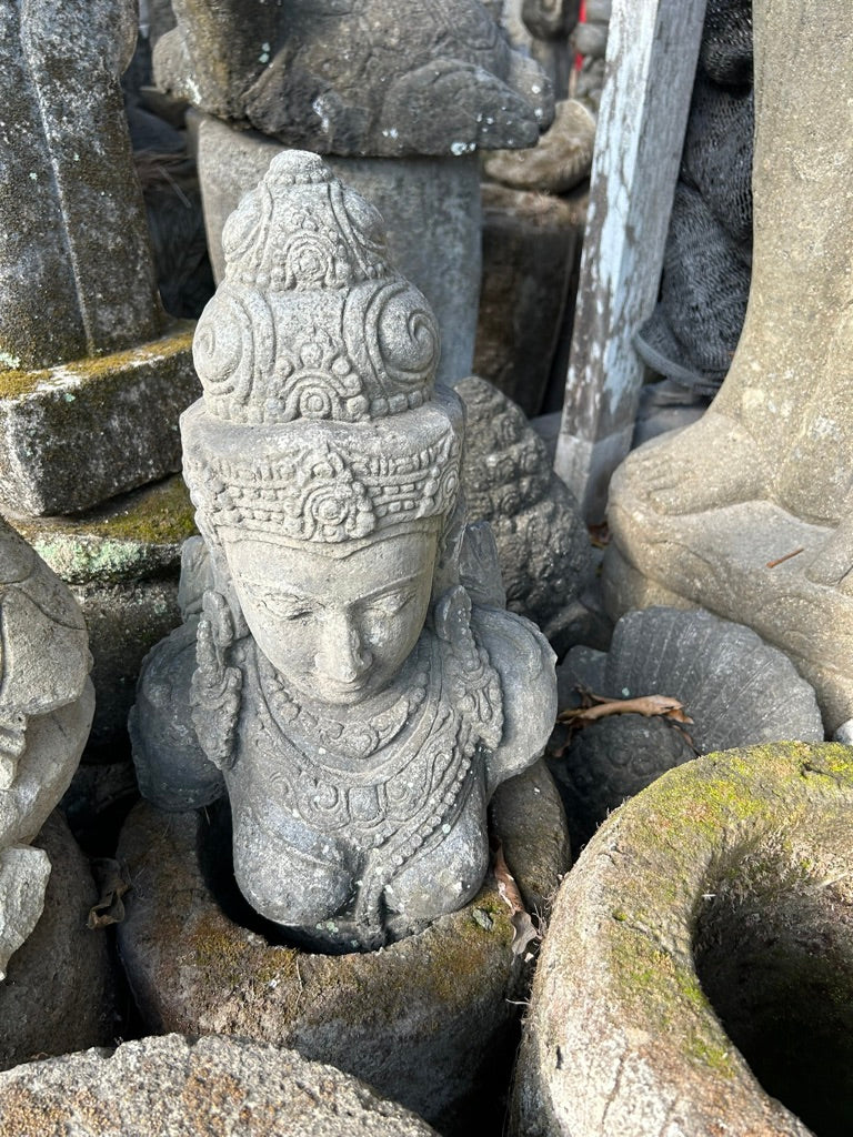 PARVATI in preghiera