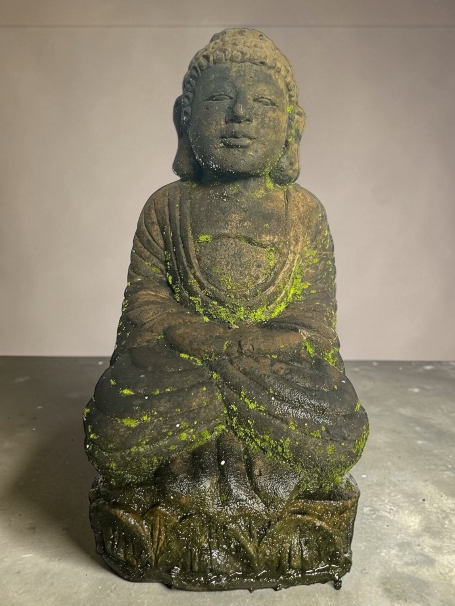 Statua Buddha seduto in Pietra Naturale H 34 cm Rif. C054