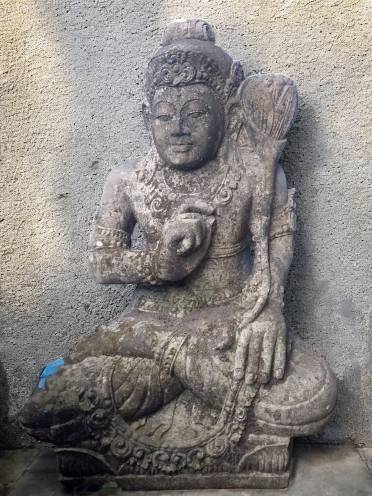 Statua Dea Dewi Tara in Pietra H65cm B20