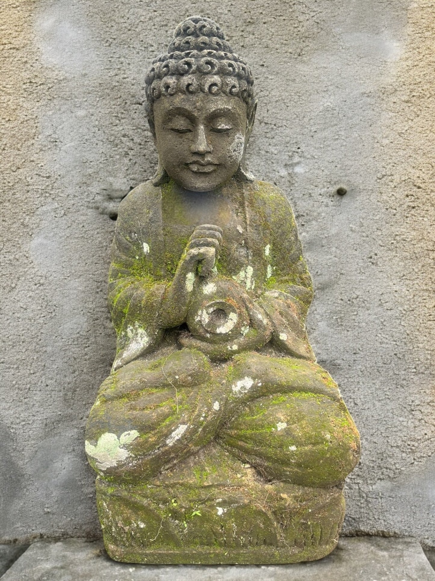 Statua Buddha in Pietra Naturale con giara H65cm B29