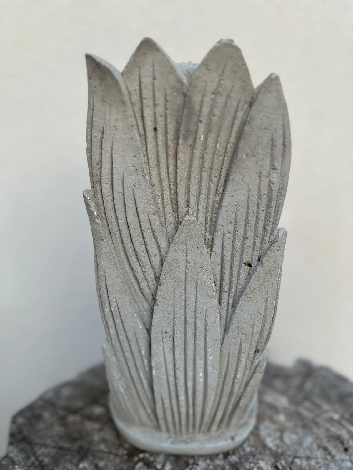 BUDDHA with jar H32cm Ref.B53