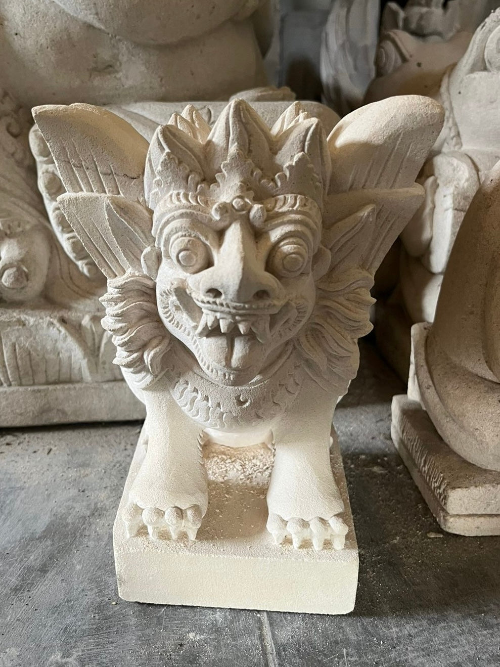 singa statua