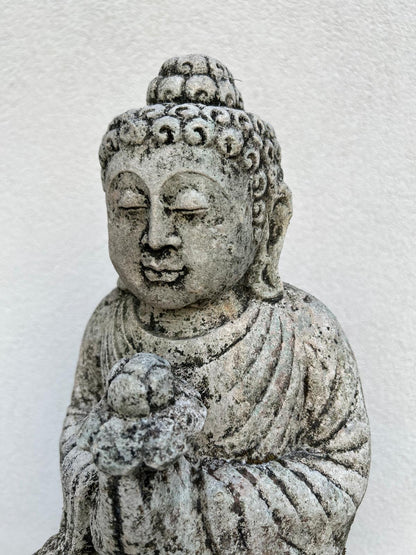 Statua Buddha antica in Pietra con fiore di loto H 45 cm Rif. C033