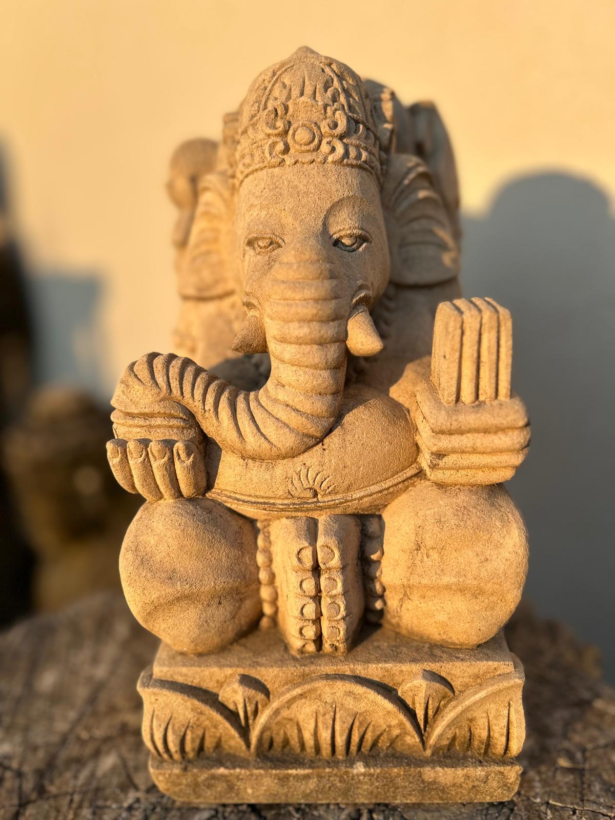 statuetta di GANESH in pietra induismo balinese H30cm rif. D004