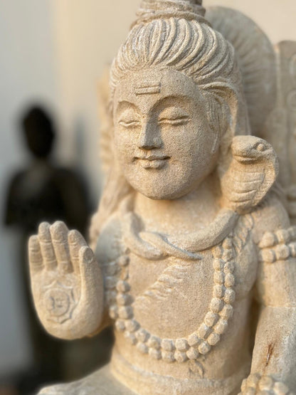 Statua da Giardino in Pietra induista– Dewi Siwa | Spiritualità e Arredo Zen H 47 cm C073