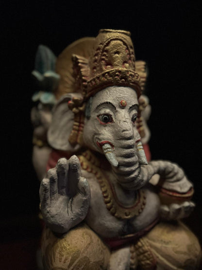 GANESHA the God of beginnings H 20cm ref. B51