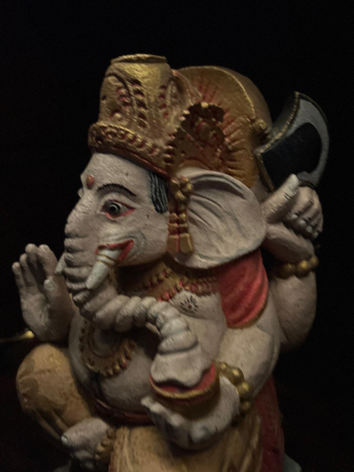 GANESHA the God of beginnings H 20cm ref. B51
