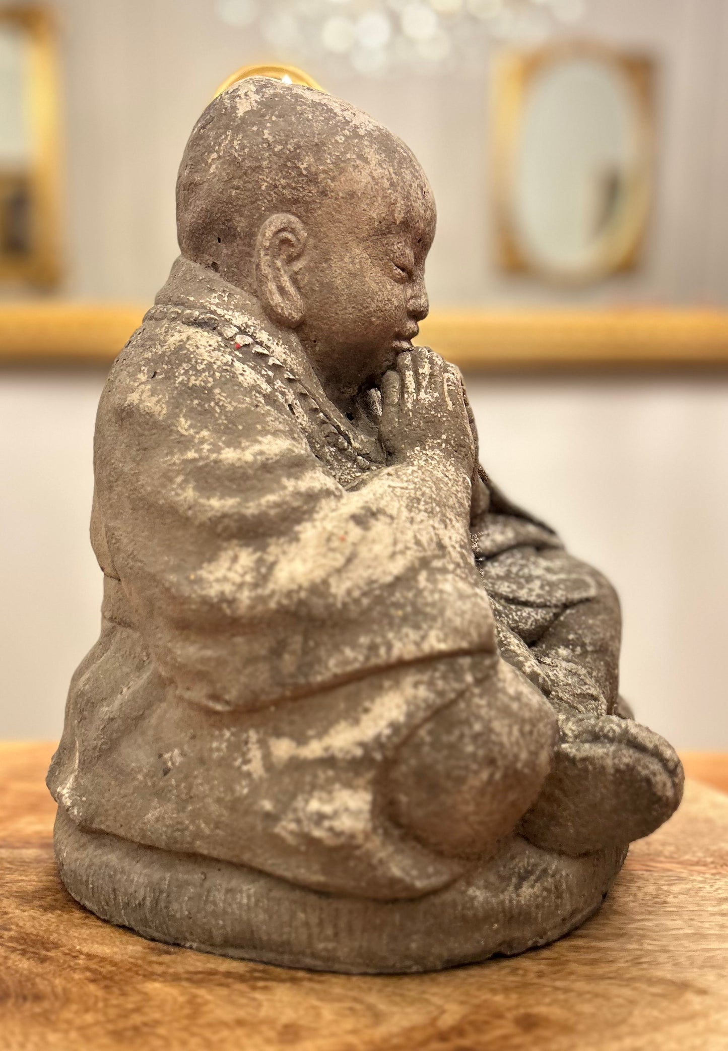 Statua Giardino Zen Shaolin – Scultura in Polvere di Pietra per Spazi Meditativi H31cm B28