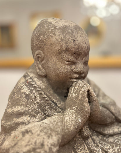 Statua Giardino Zen Shaolin – Scultura in Polvere di Pietra per Spazi Meditativi H31cm B28