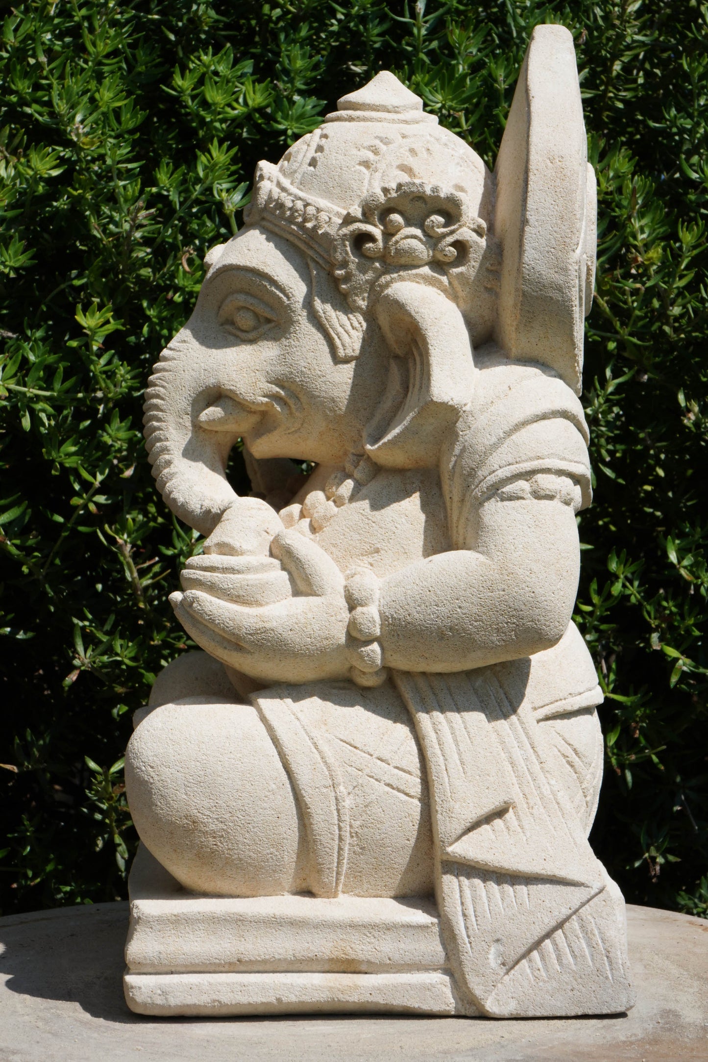 statuetta di GANESH in pietra induismo balinese H 30 cm rif. C021