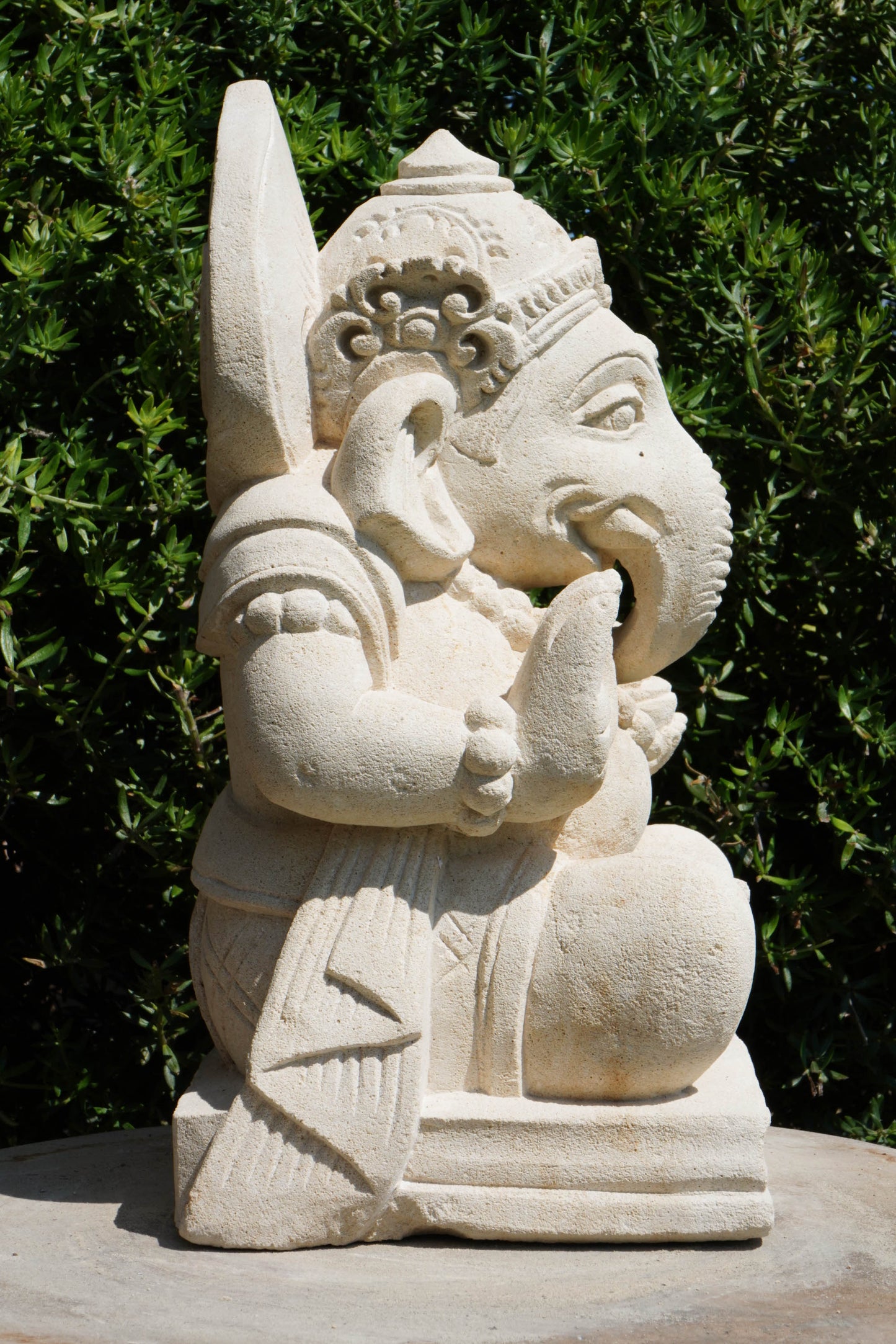 statuetta di GANESH in pietra induismo balinese H 30 cm rif. C021