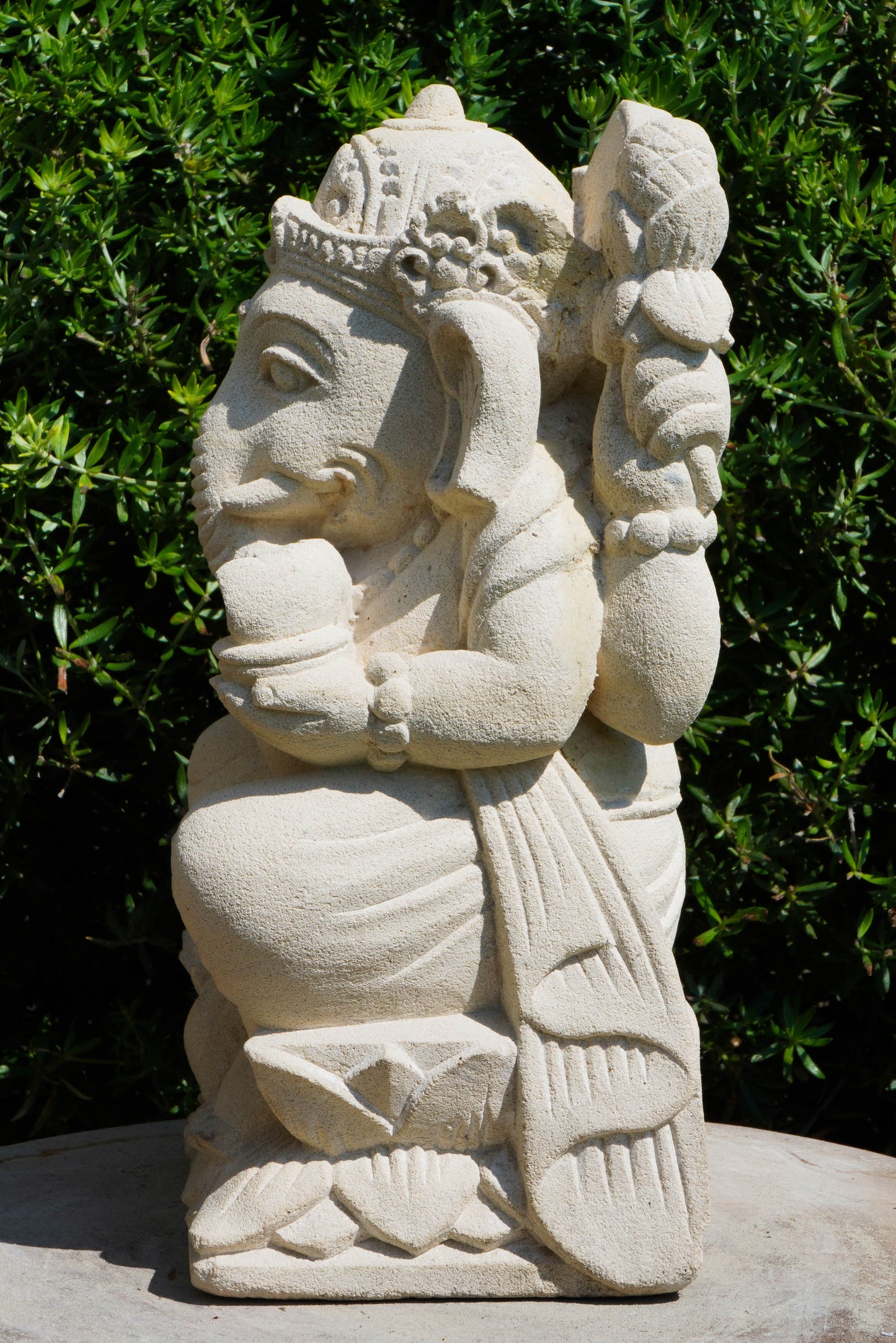 statua di GANESHA in pietra induismo balinese H 28 cm rif. C028