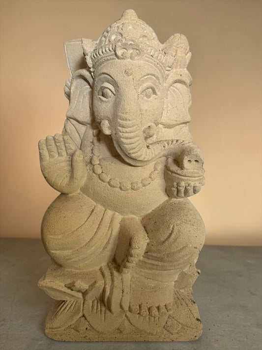 statua di GANESHA in pietra induismo balinese H 28 cm rif. C028
