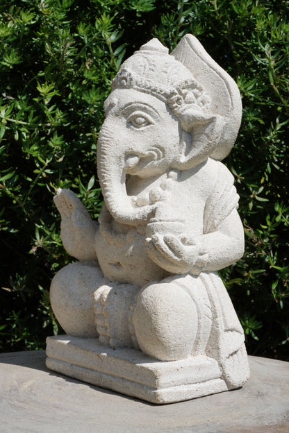 statua di GANESHA in pietra induismo balinese H 24 cm rif. C029