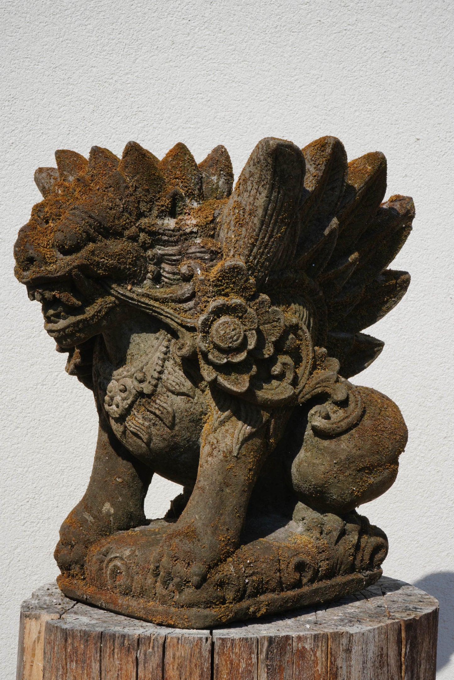 Singa – Scultura Protettiva Balinese in Pietra | Leone Mitologico con Ali H 42 rif. C039