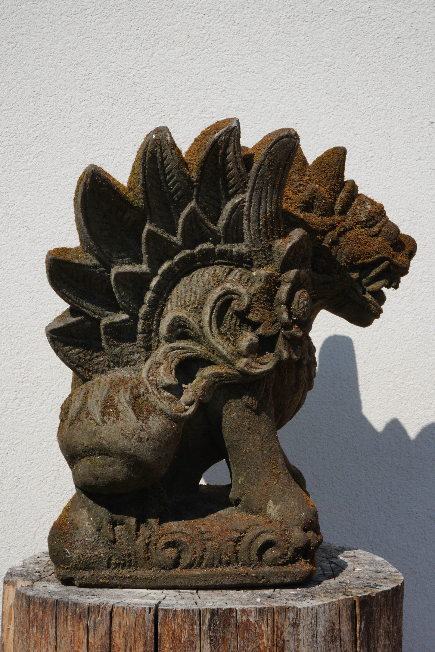 Singa – Scultura Protettiva Balinese in Pietra | Leone Mitologico con Ali H 42 rif. C039