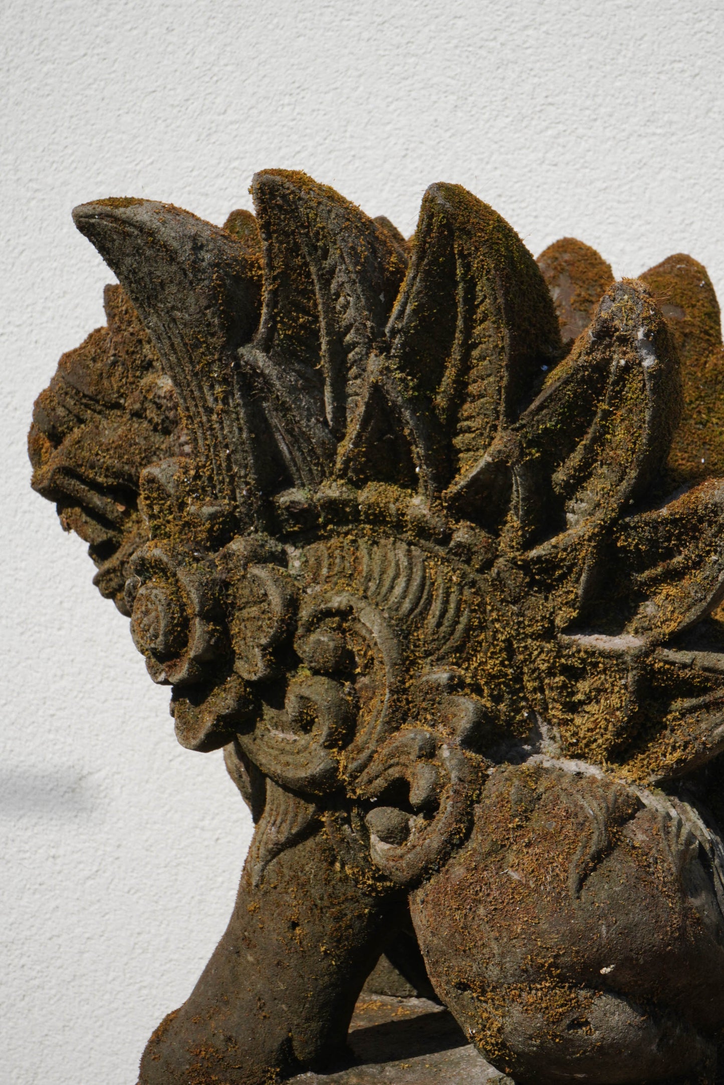 Singa – Scultura Protettiva Balinese in Pietra | Leone Mitologico con Ali H 42 rif. C039