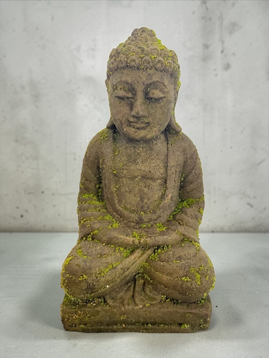 Statua Buddha seduto in Pietra Naturale H 28 cm Rif. C041