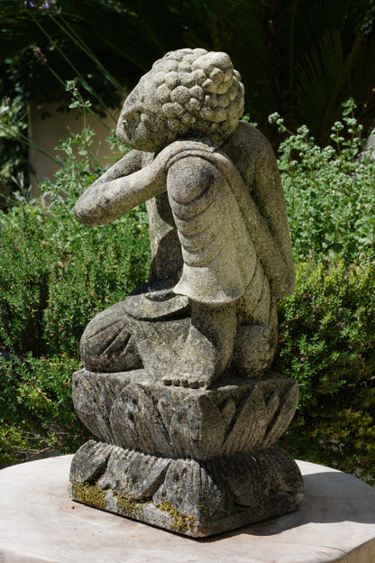 Buddha Inginocchiato in Pietra 30 cm | Scultura Balinese Originale Rif. C052A