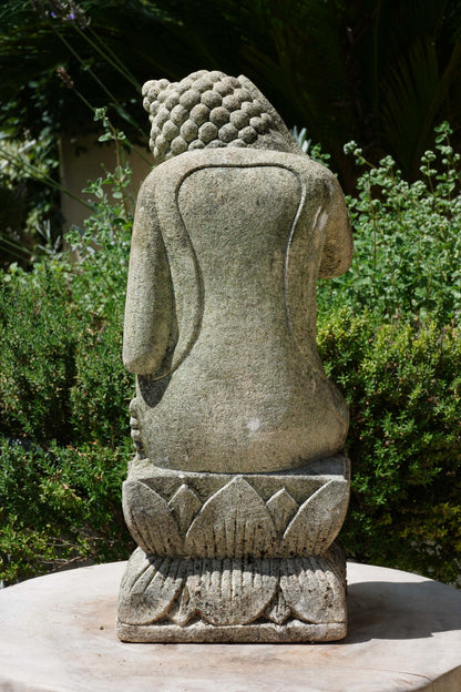 Buddha Inginocchiato in Pietra 30 cm | Scultura Balinese Originale Rif. C052A