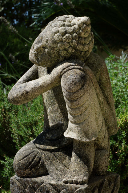 Buddha Inginocchiato in Pietra 30 cm | Scultura Balinese Originale Rif. C052A