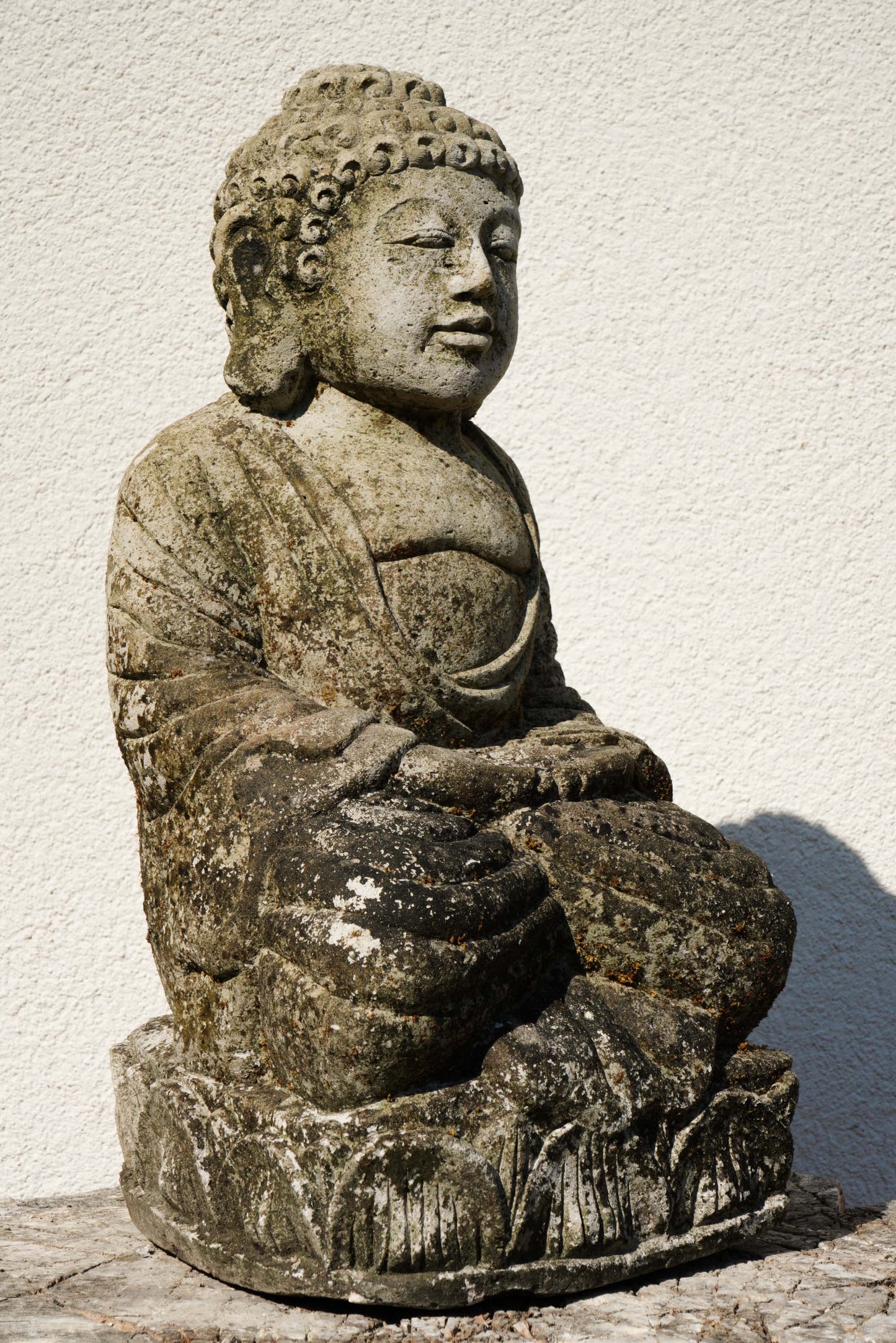 Statua Buddha seduto in Pietra Naturale H 34 cm Rif. C054