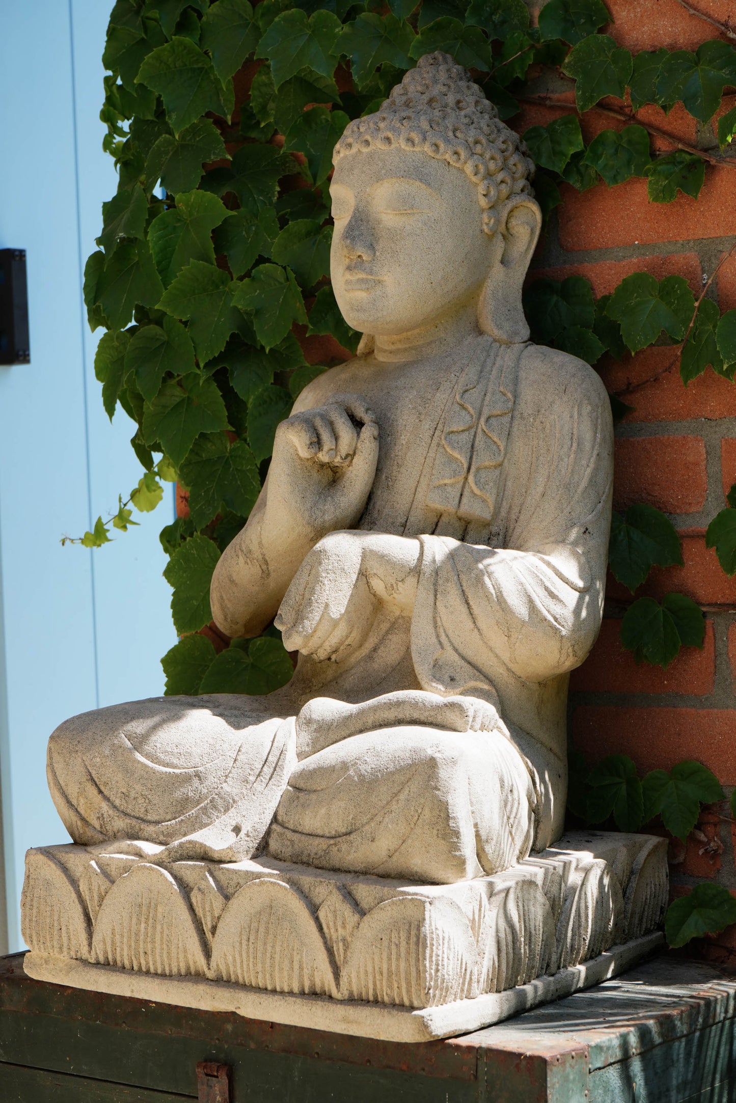 Statua Buddha Antico in Pietra Arenaria 70 cm – Scultura Balinese Originale Rif. C057