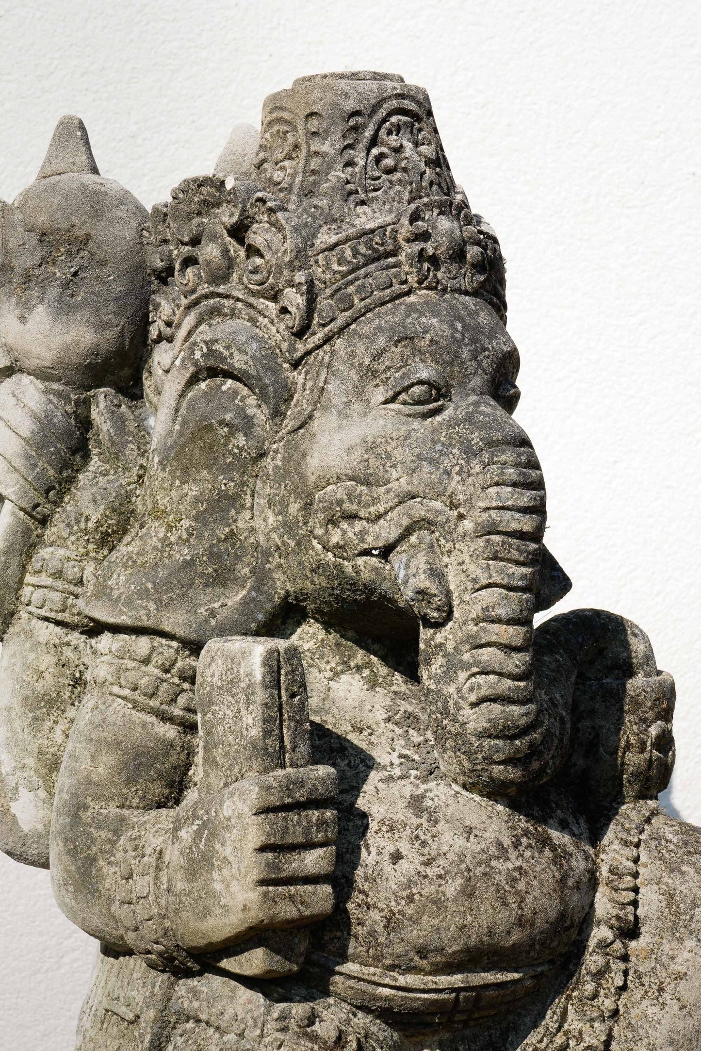 statua di GANESHA in pietra antico induismo balinese H 63 cm rif. C072