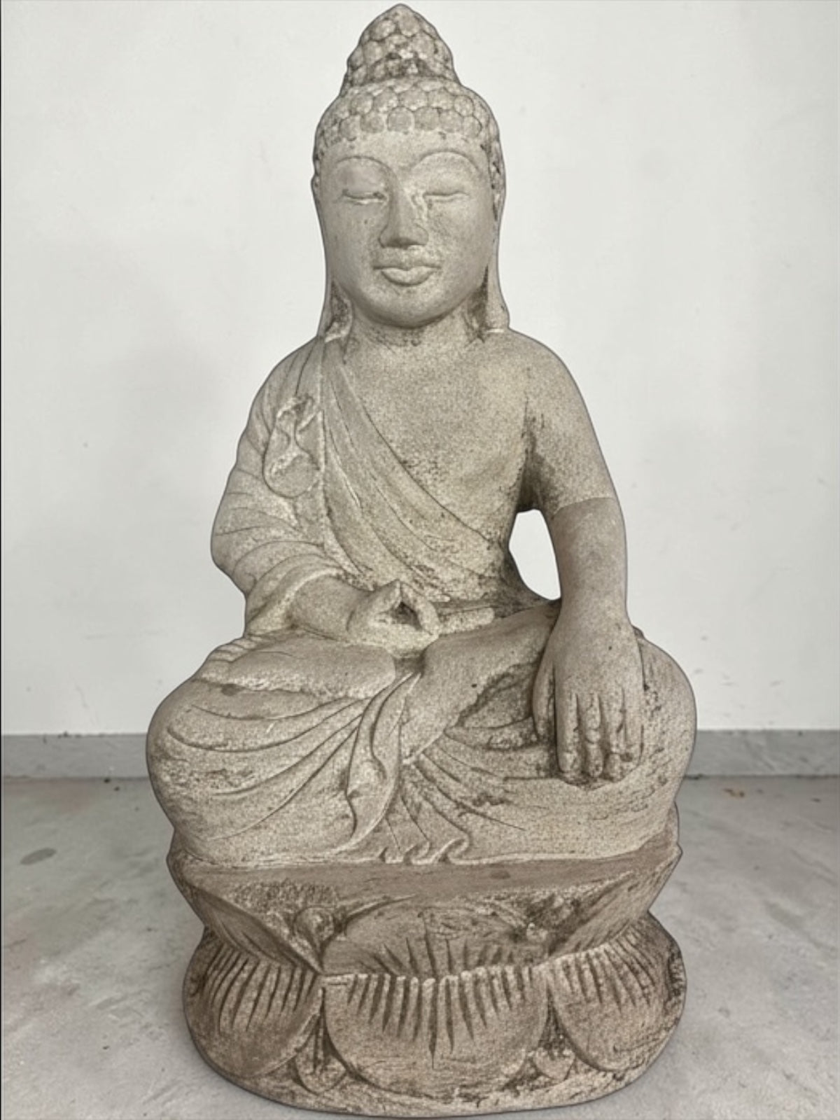 Statua Buddha seduto in Pietra Naturale H 45 cm Rif. C035
