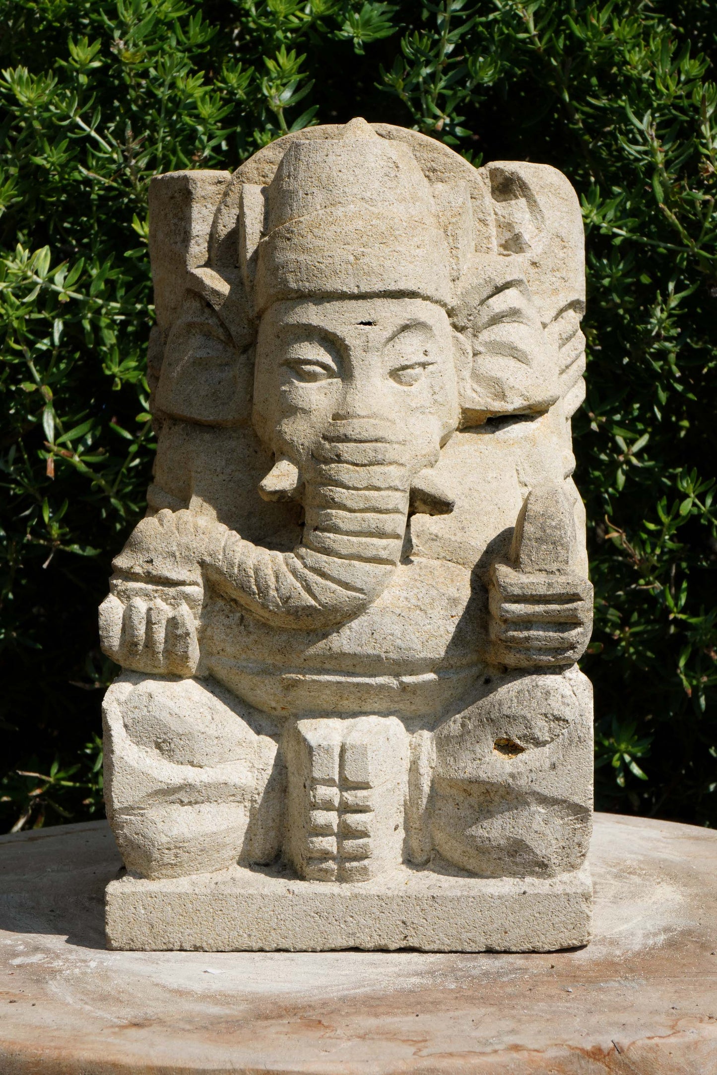 statuetta di GANESH in pietra induismo balinese H20cm rif. D016