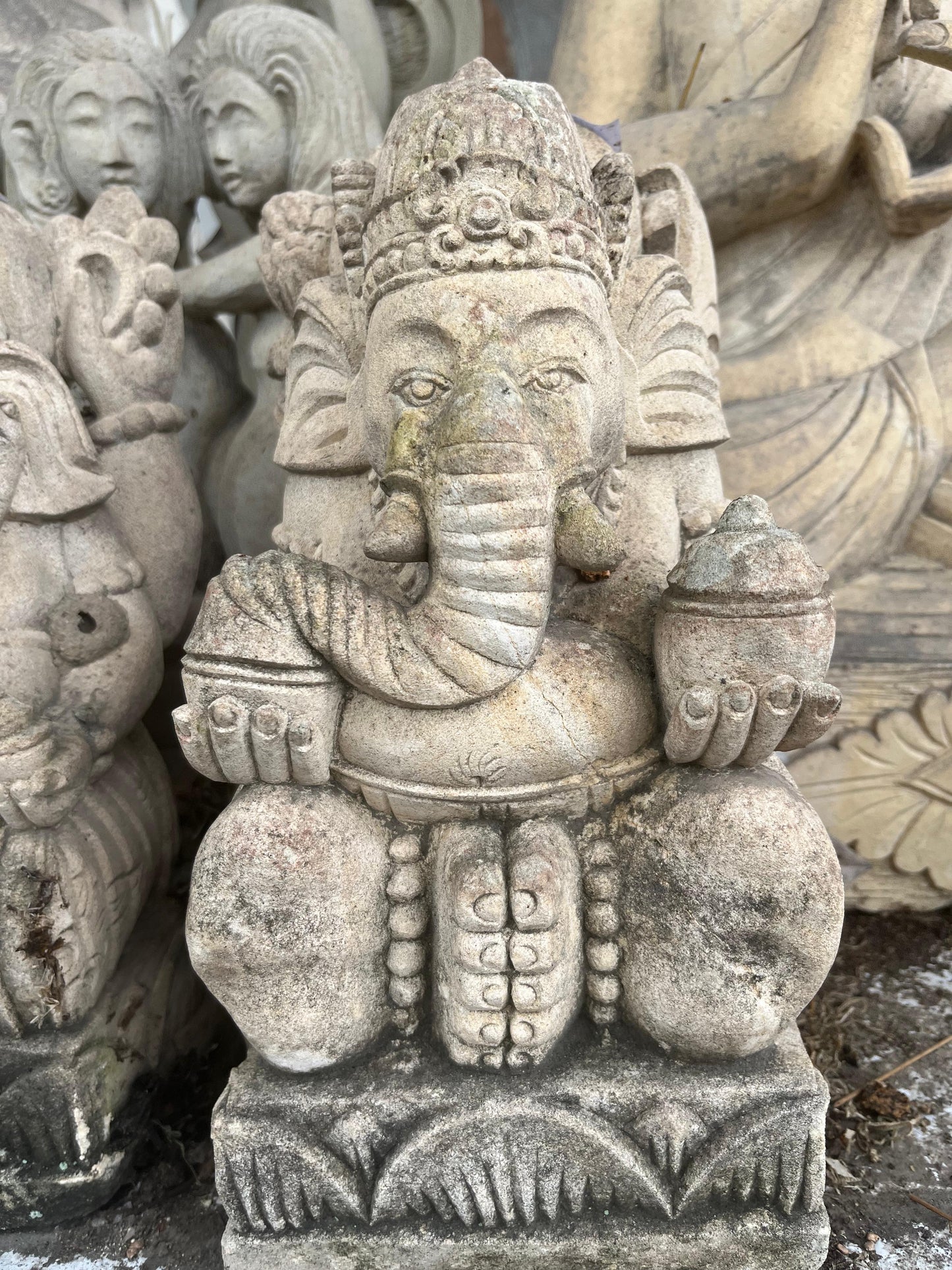 statuetta di GANESH in pietra induismo balinese H30cm rif. D001