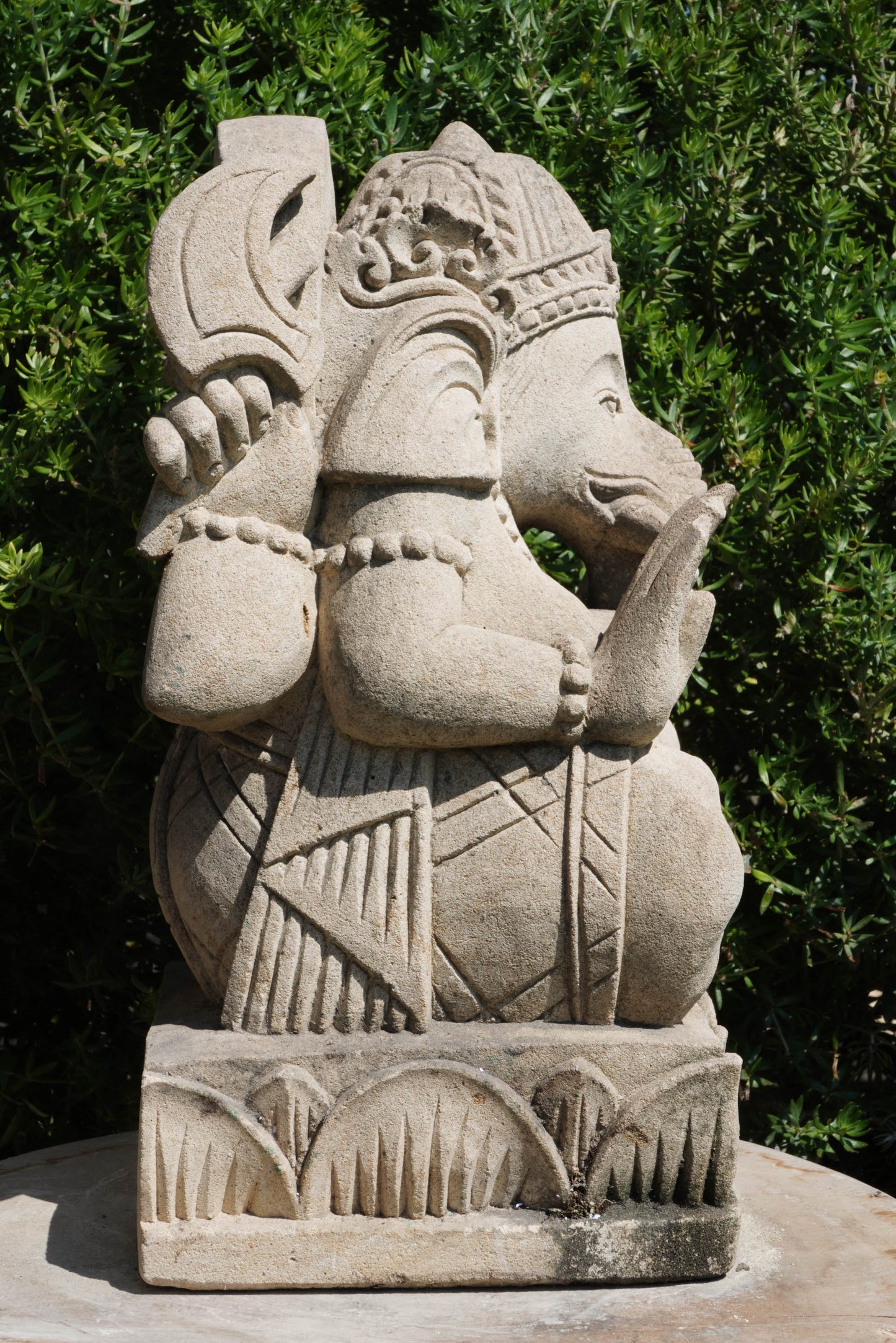 statuetta di GANESH in pietra induismo balinese H30cm rif. D009
