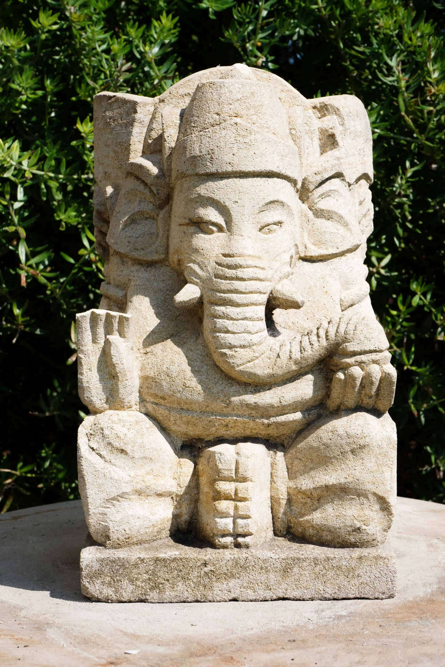 statuetta di GANESH in pietra induismo balinese H20cm rif. D022