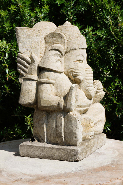 statuetta di GANESH in pietra induismo balinese H20cm rif. D022