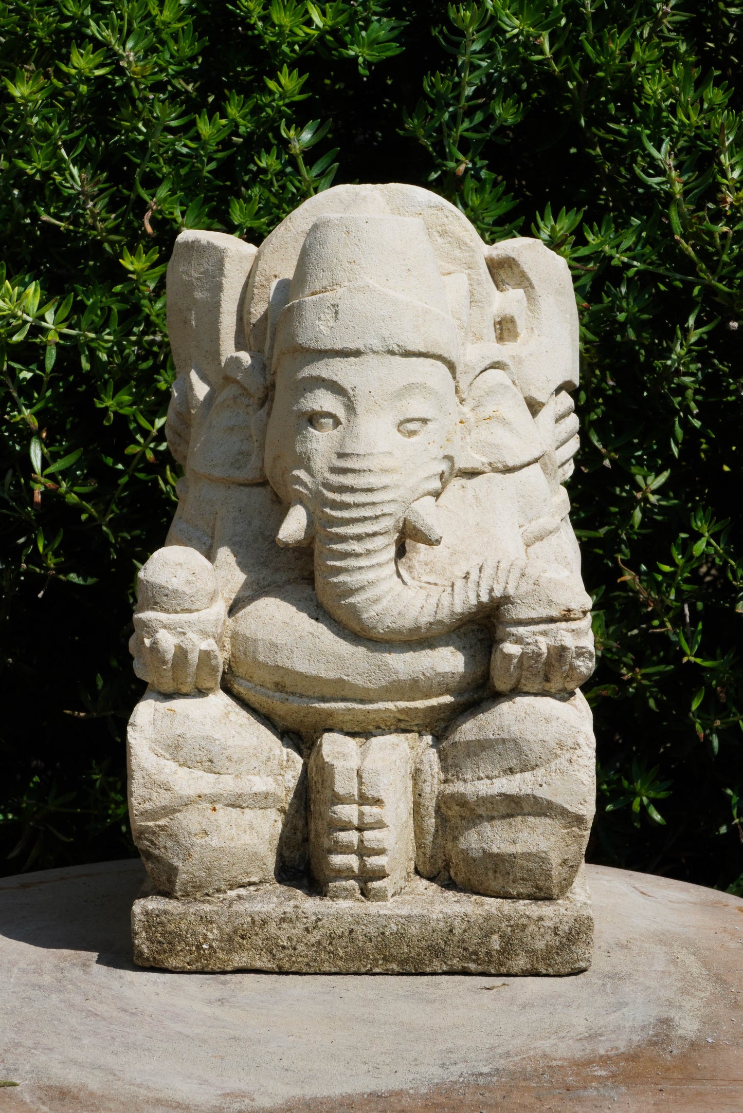 statuetta di GANESH in pietra induismo balinese H20cm rif. D023