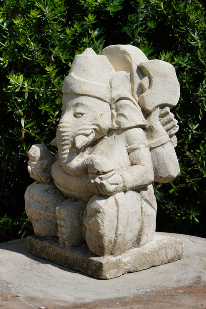 statuetta di GANESH in pietra induismo balinese H20cm rif. D023
