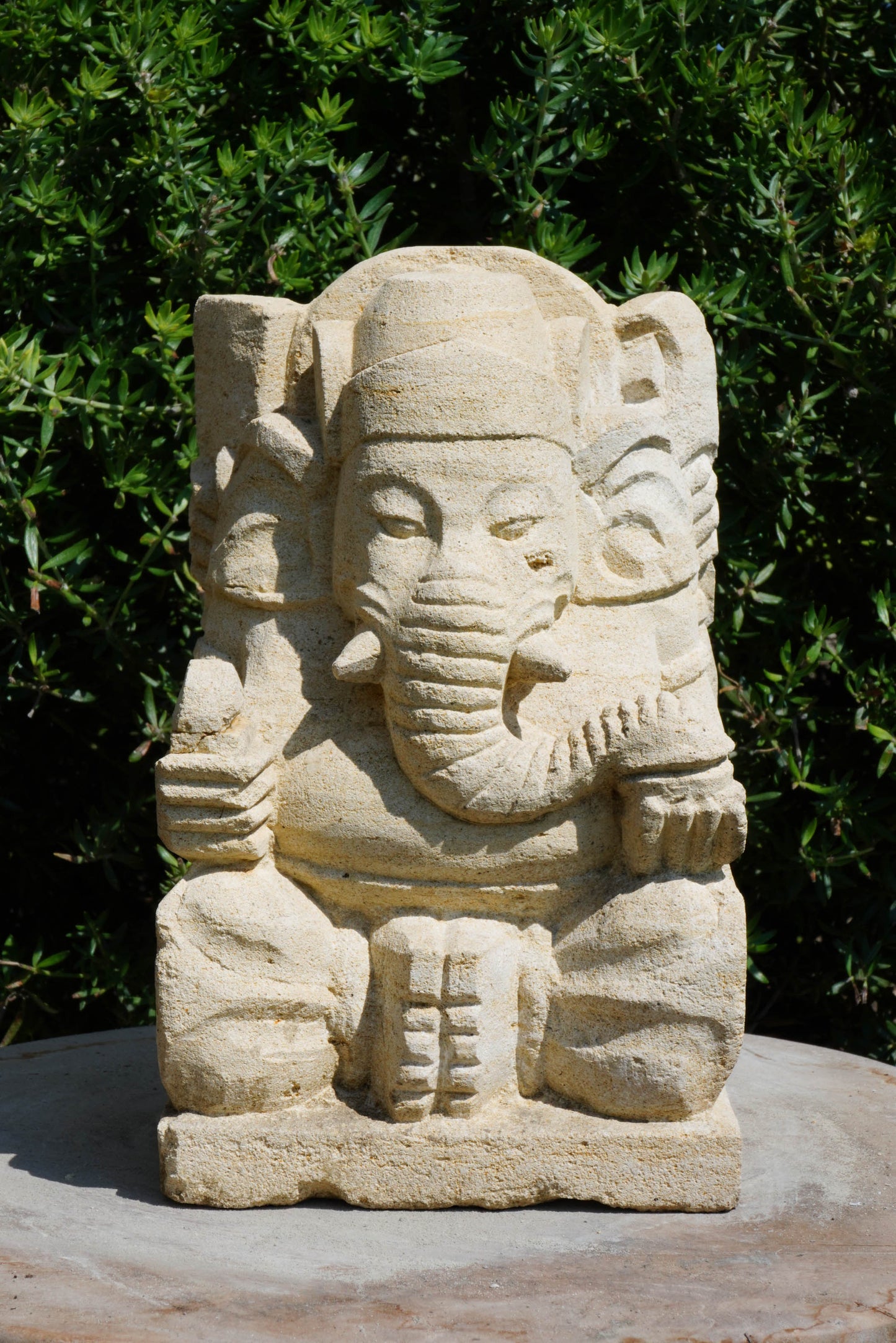 statuetta di GANESH in pietra induismo balinese H20cm rif. D024
