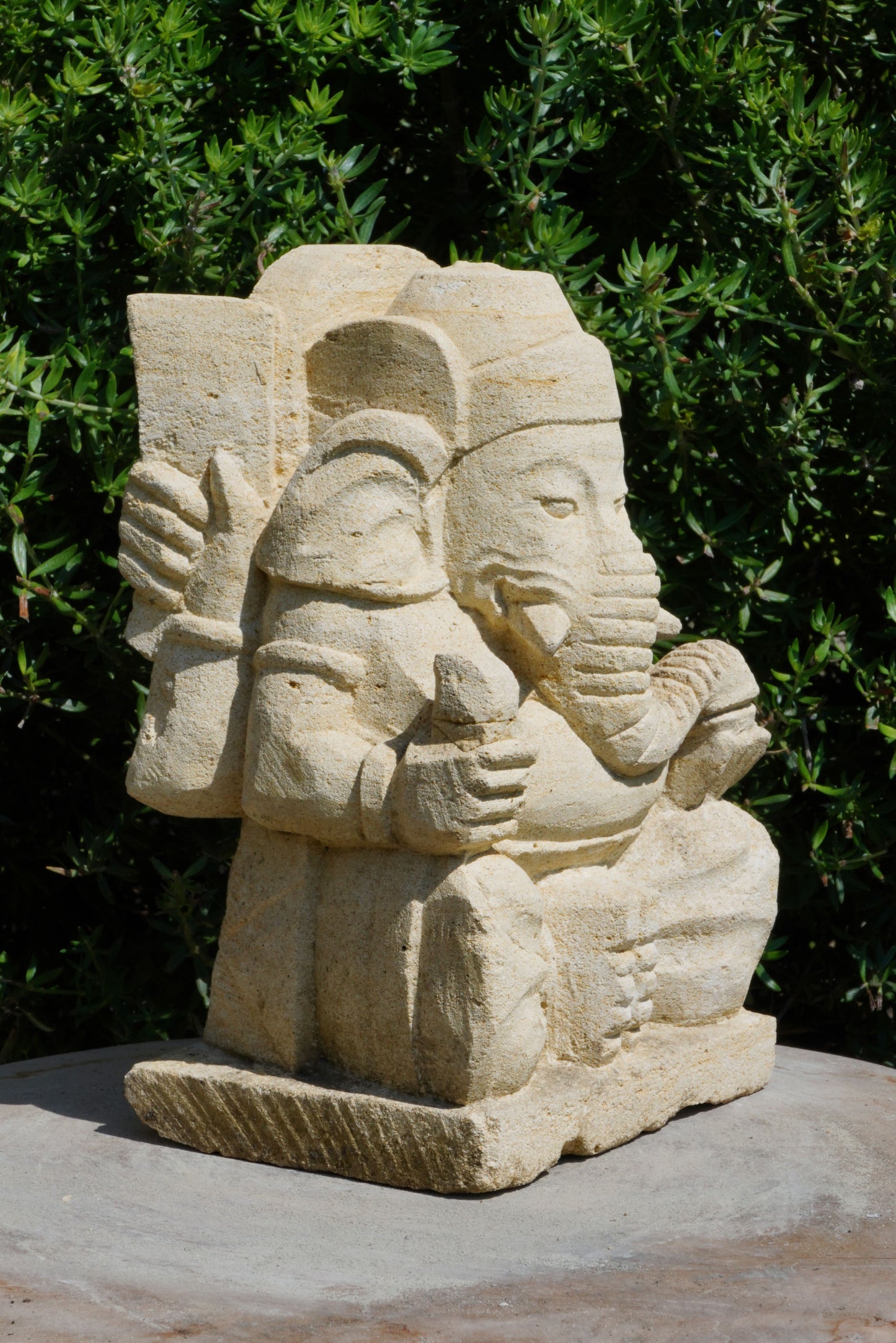 statuetta di GANESH in pietra induismo balinese H20cm rif. D024