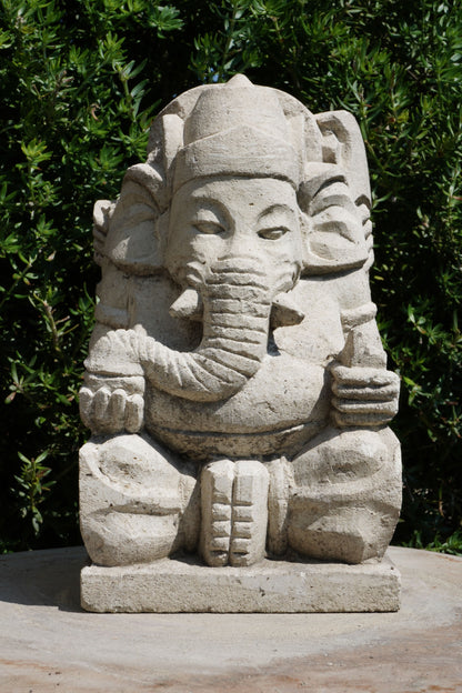 statuetta di GANESH in pietra induismo balinese H20cm rif. D018