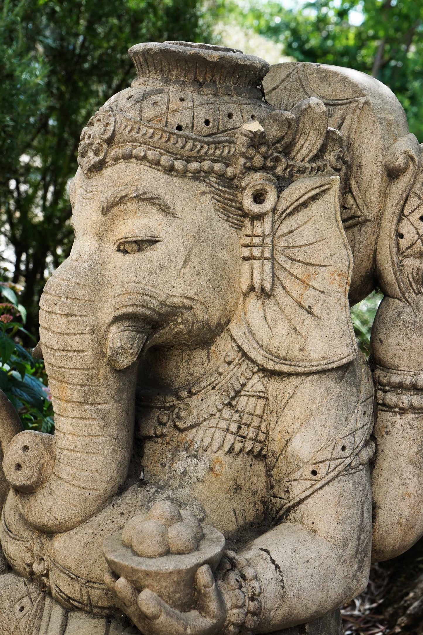 statua di GANESHA in pietra induismo balinese H 70 cm rif. D033