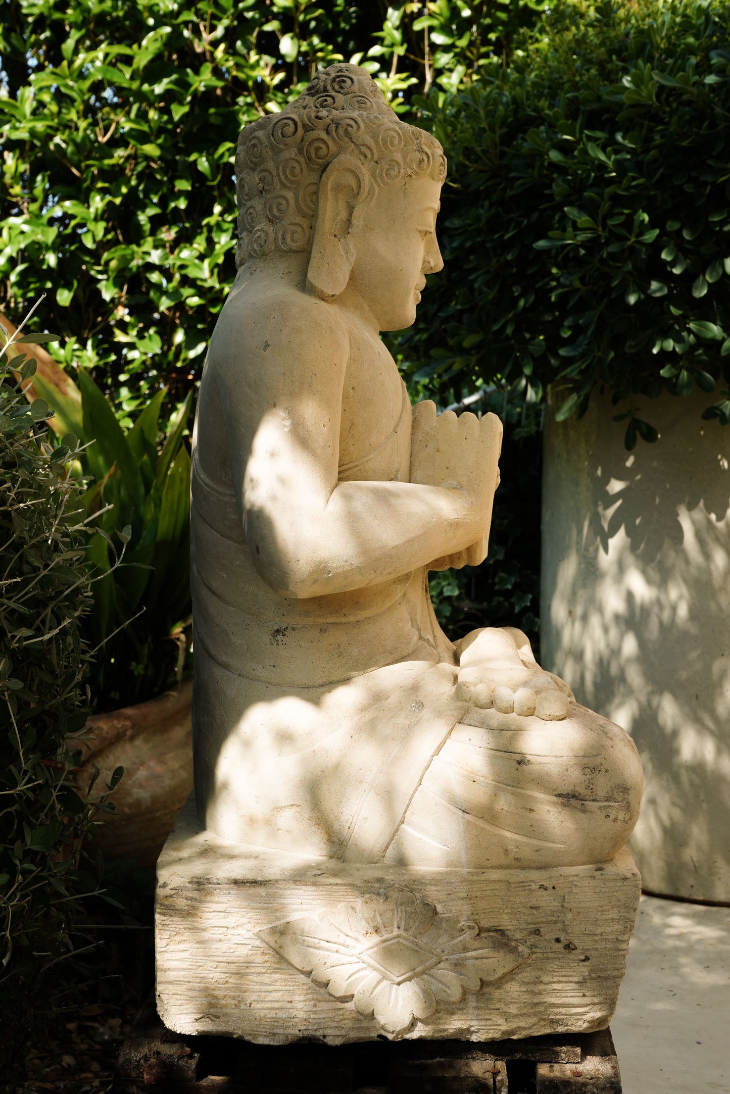 Statua Buddha Antico in Pietra Arenaria 67 cm – Scultura Balinese Originale Rif. D035