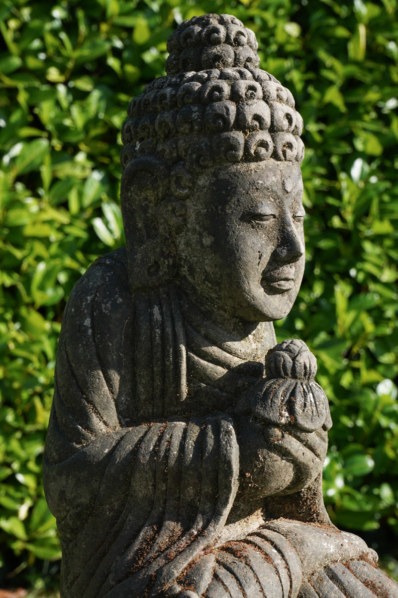 Statua Buddha in Pietra Naturale con Fiore di Loto H45cm Rif. B13