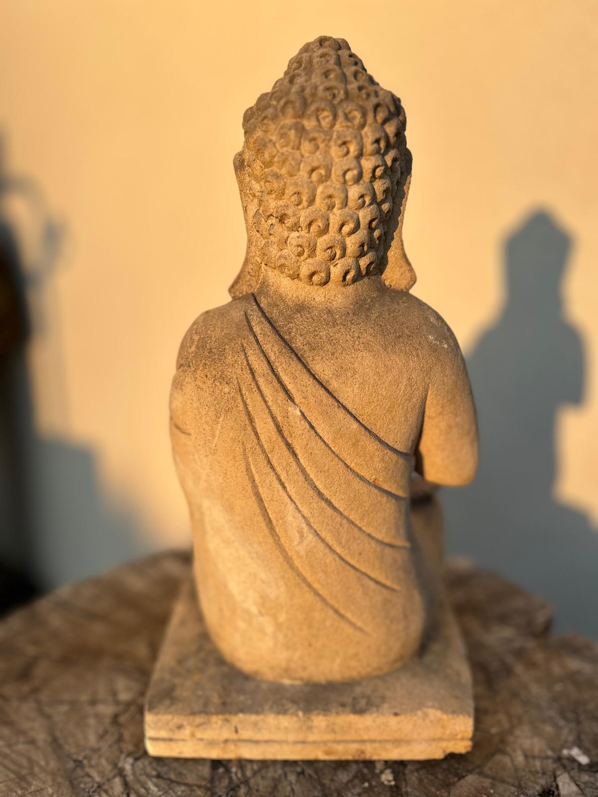 Statua Buddha Antico in Pietra Arenaria 30 cm – Scultura Balinese Originale Rif. D026
