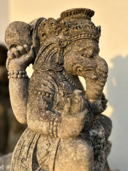 statua di GANESHA in pietra antico induismo balinese H 45 cm rif. C017