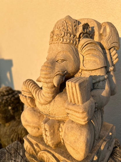 statuetta di GANESH in pietra induismo balinese H30cm rif. D004