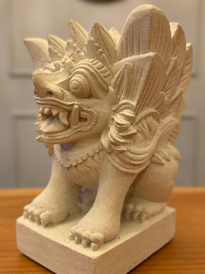 SINGA the Stone Guardian H20 ref.B14