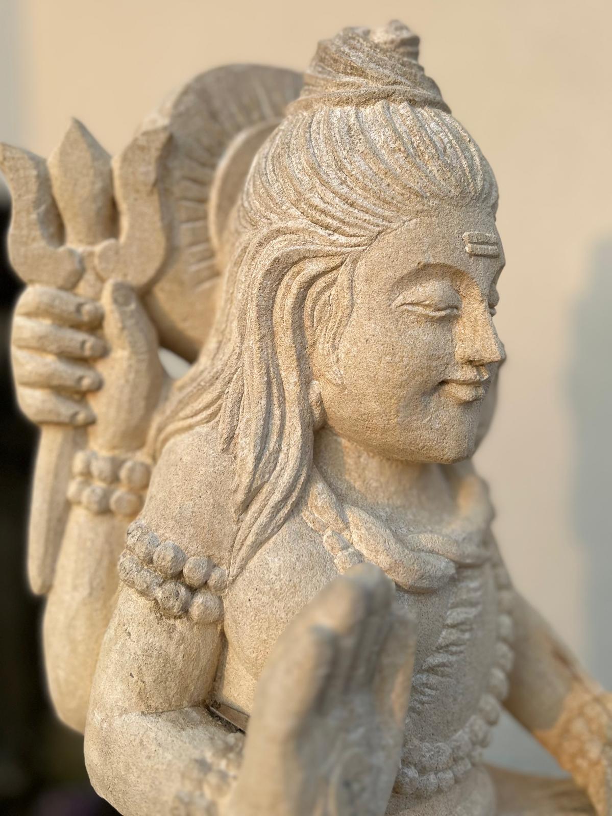 Statua da Giardino in Pietra induista– Dewi Siwa | Spiritualità e Arredo Zen H 47 cm C073