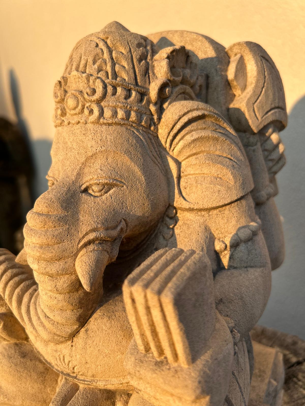 statuetta di GANESH in pietra induismo balinese H30cm rif. D004