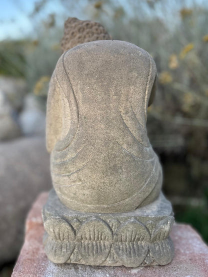 Buddha Inginocchiato in Pietra 34 cm | Scultura Balinese Originale Rif. C004